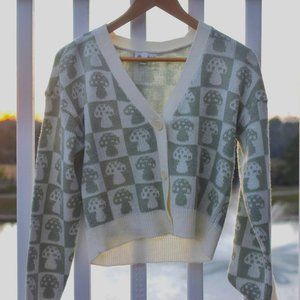sage and cream cardigan <3